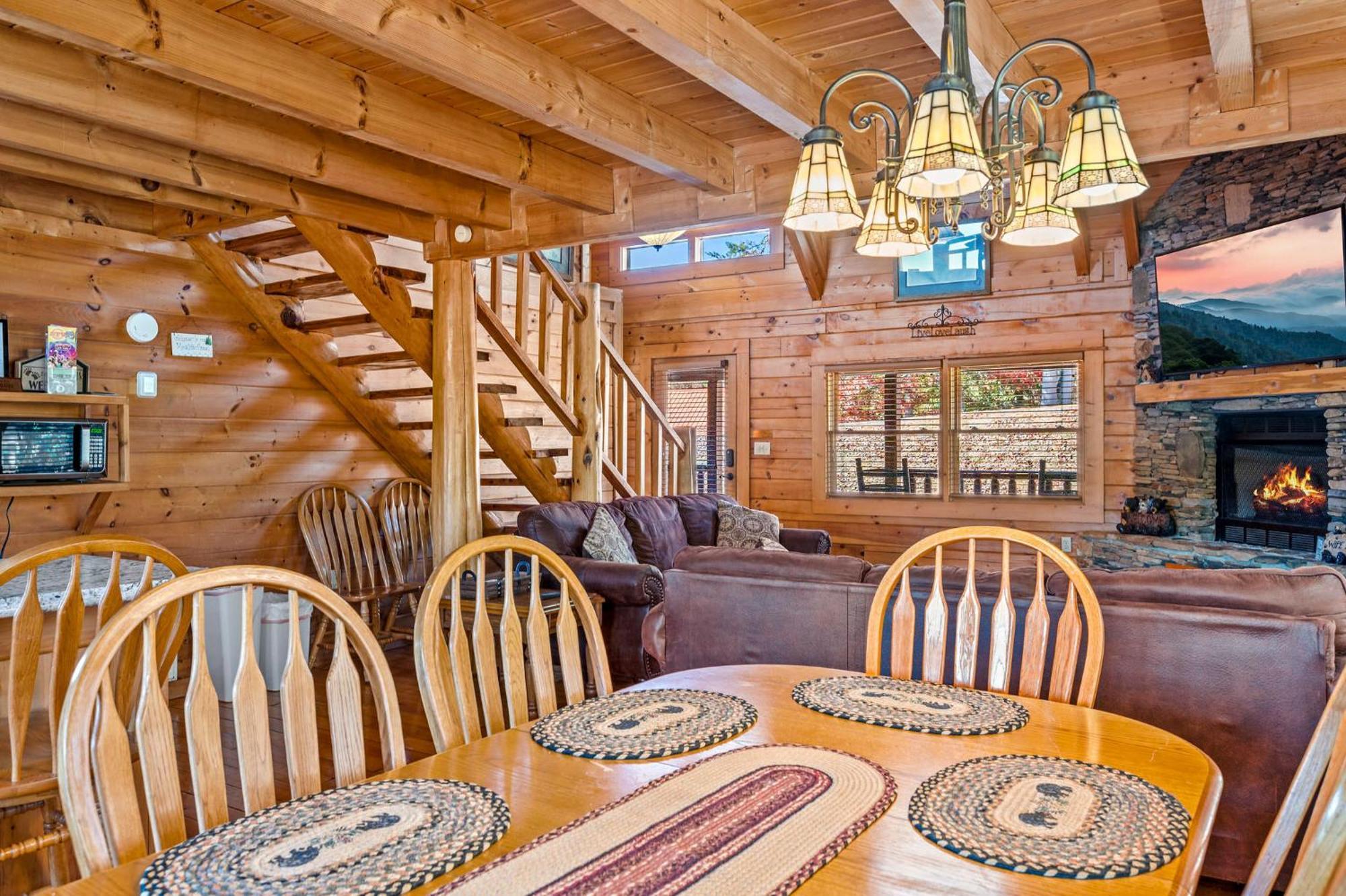 Bearfoot Pines - True Log Cabin - Wi-Fi, Hot Tub, Fishing, Deck With Views! - Mins To Pf 塞维尔维尔 外观 照片