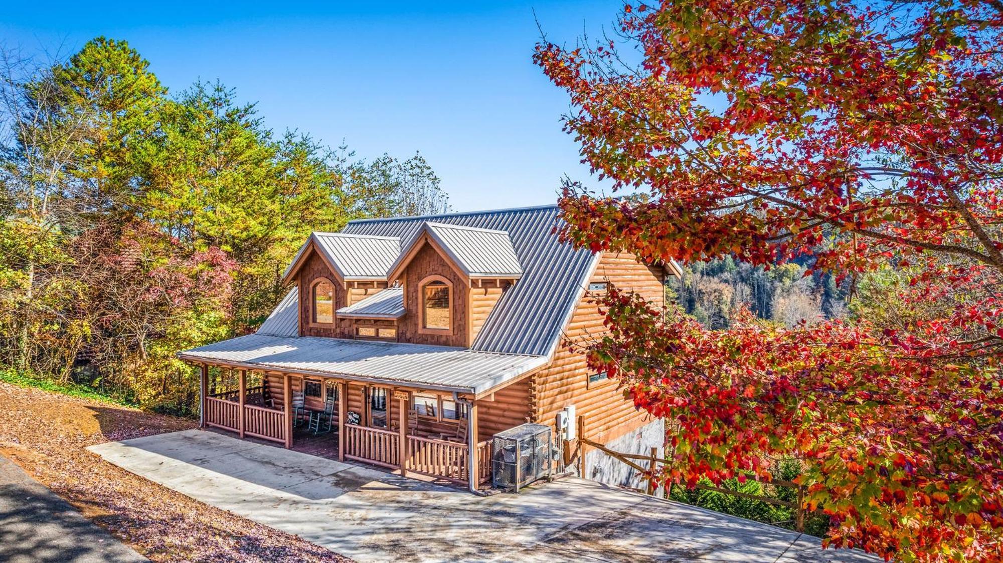 Bearfoot Pines - True Log Cabin - Wi-Fi, Hot Tub, Fishing, Deck With Views! - Mins To Pf 塞维尔维尔 外观 照片