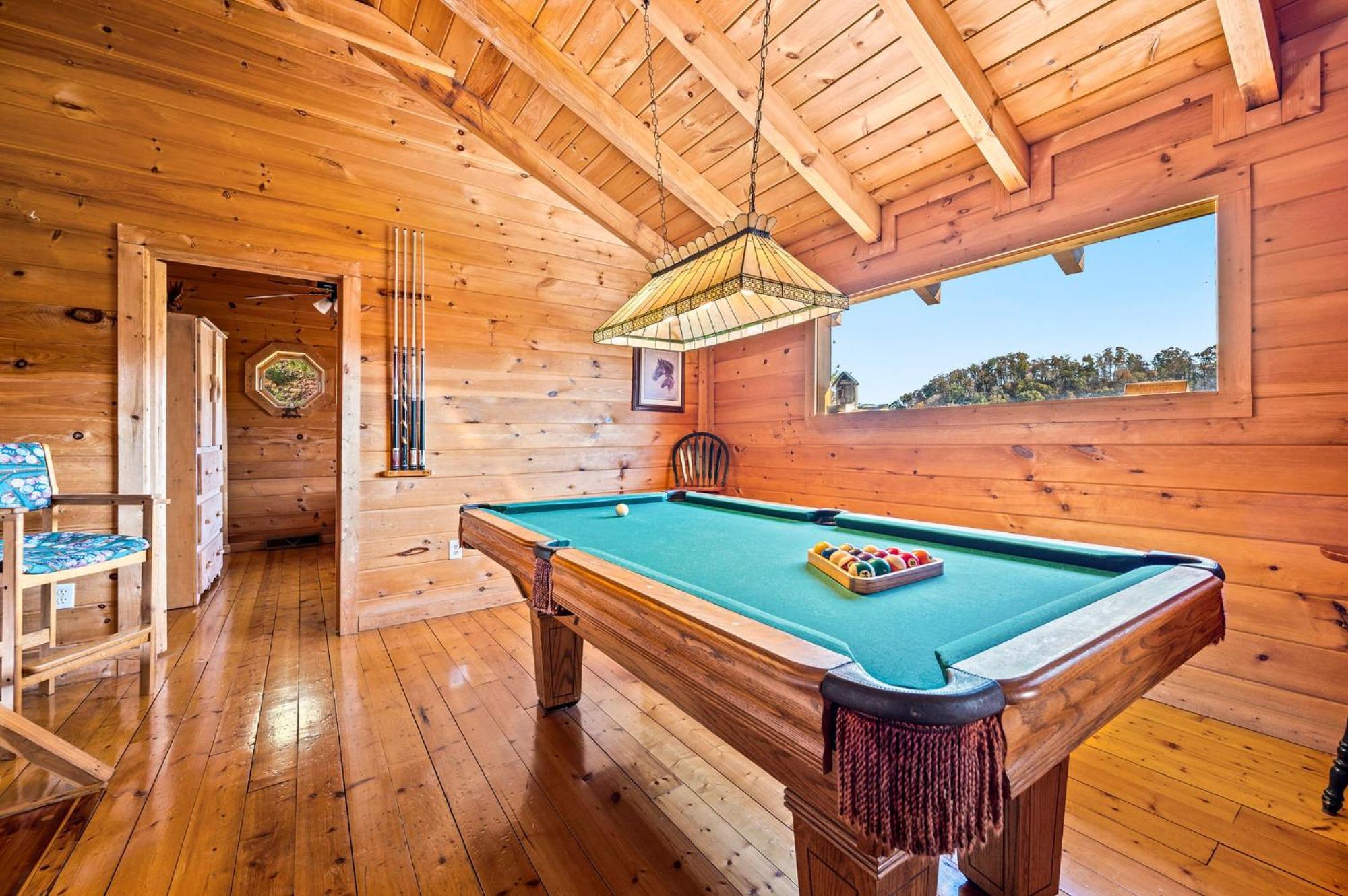 Bearfoot Pines - True Log Cabin - Wi-Fi, Hot Tub, Fishing, Deck With Views! - Mins To Pf 塞维尔维尔 外观 照片