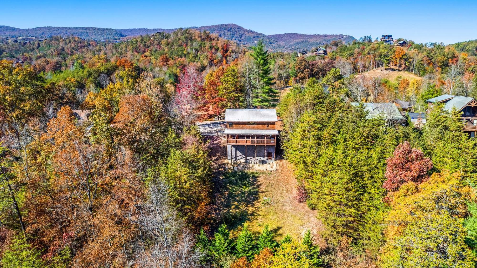 Bearfoot Pines - True Log Cabin - Wi-Fi, Hot Tub, Fishing, Deck With Views! - Mins To Pf 塞维尔维尔 外观 照片