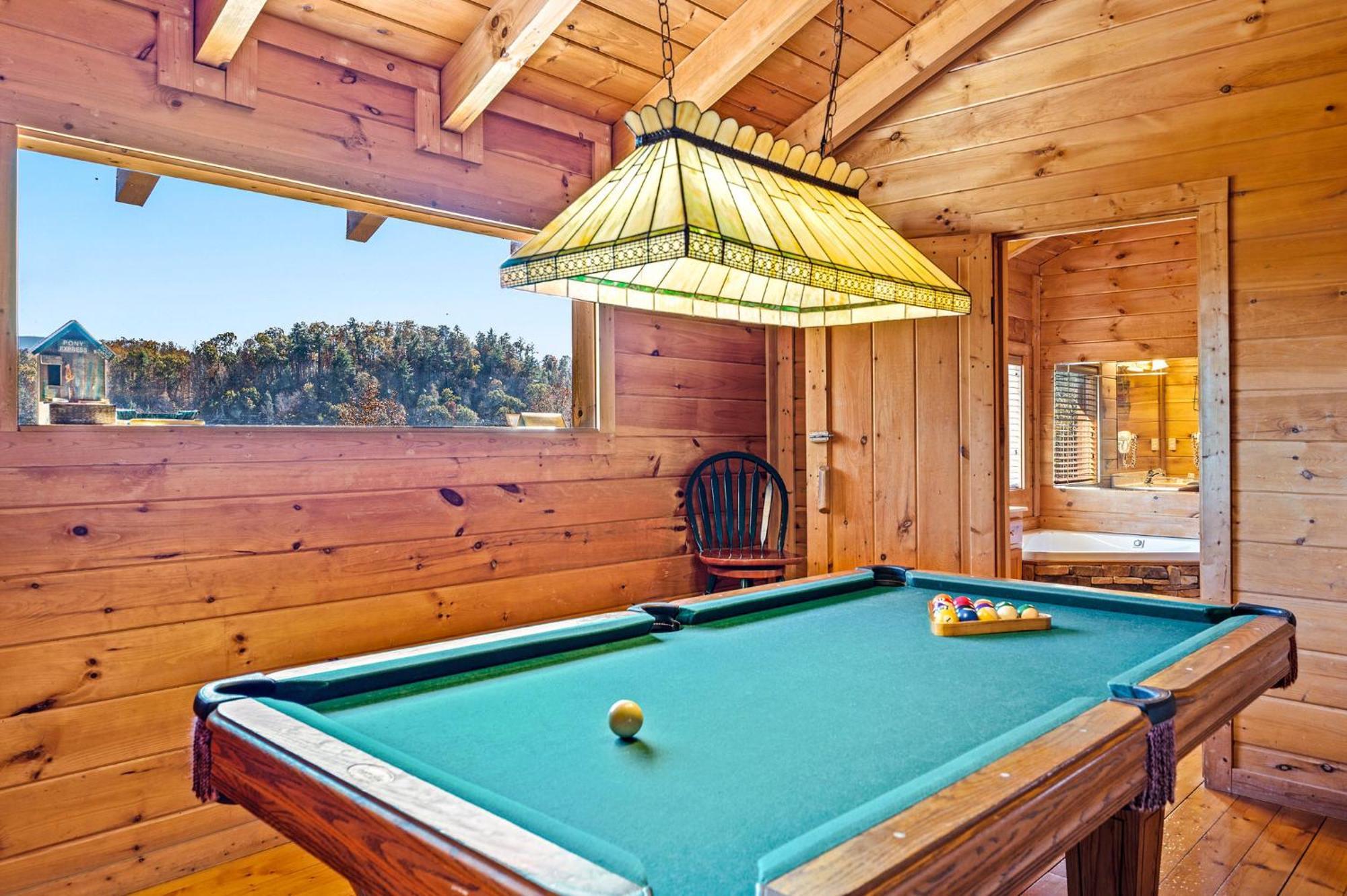 Bearfoot Pines - True Log Cabin - Wi-Fi, Hot Tub, Fishing, Deck With Views! - Mins To Pf 塞维尔维尔 外观 照片