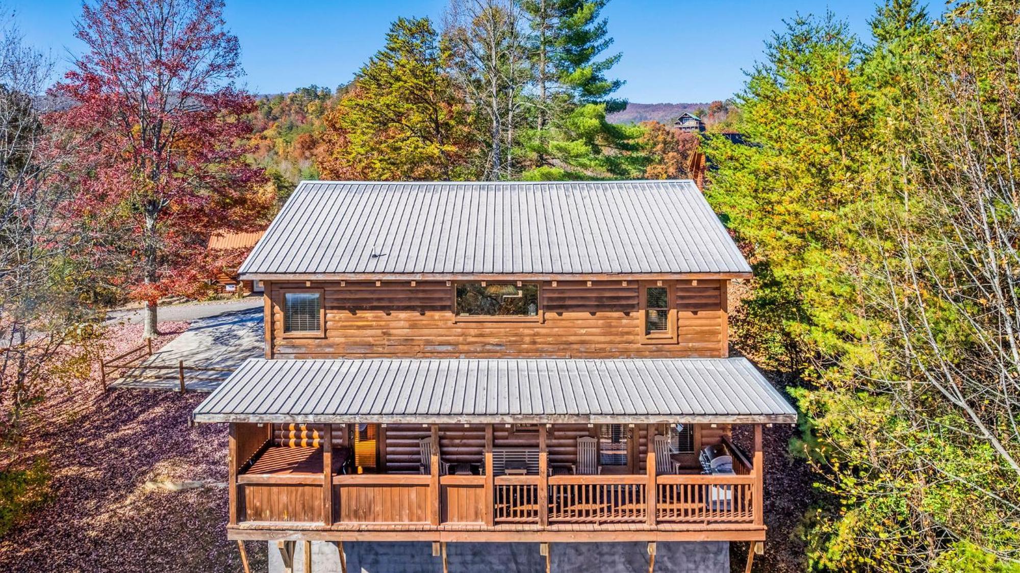 Bearfoot Pines - True Log Cabin - Wi-Fi, Hot Tub, Fishing, Deck With Views! - Mins To Pf 塞维尔维尔 外观 照片