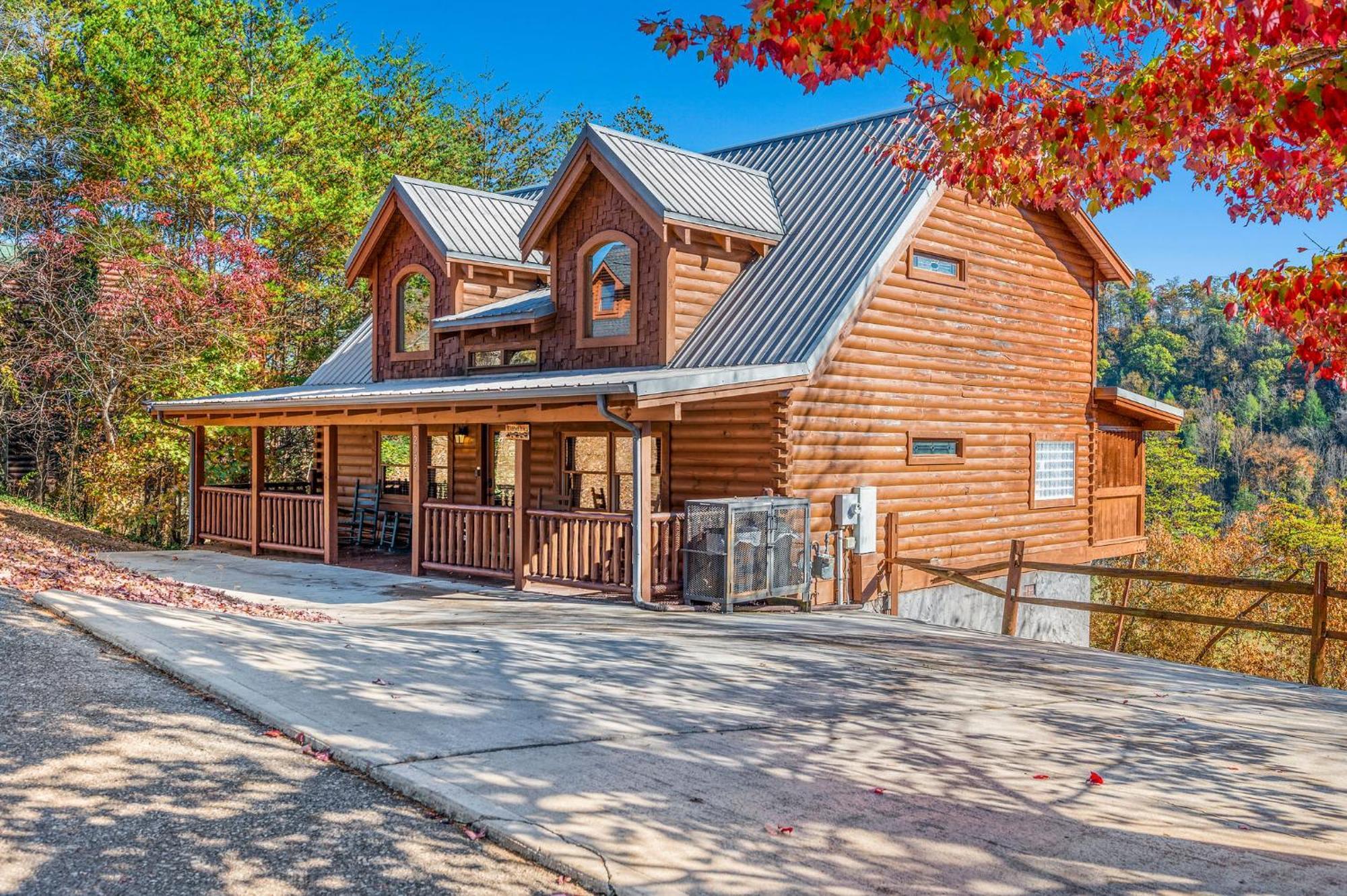 Bearfoot Pines - True Log Cabin - Wi-Fi, Hot Tub, Fishing, Deck With Views! - Mins To Pf 塞维尔维尔 外观 照片