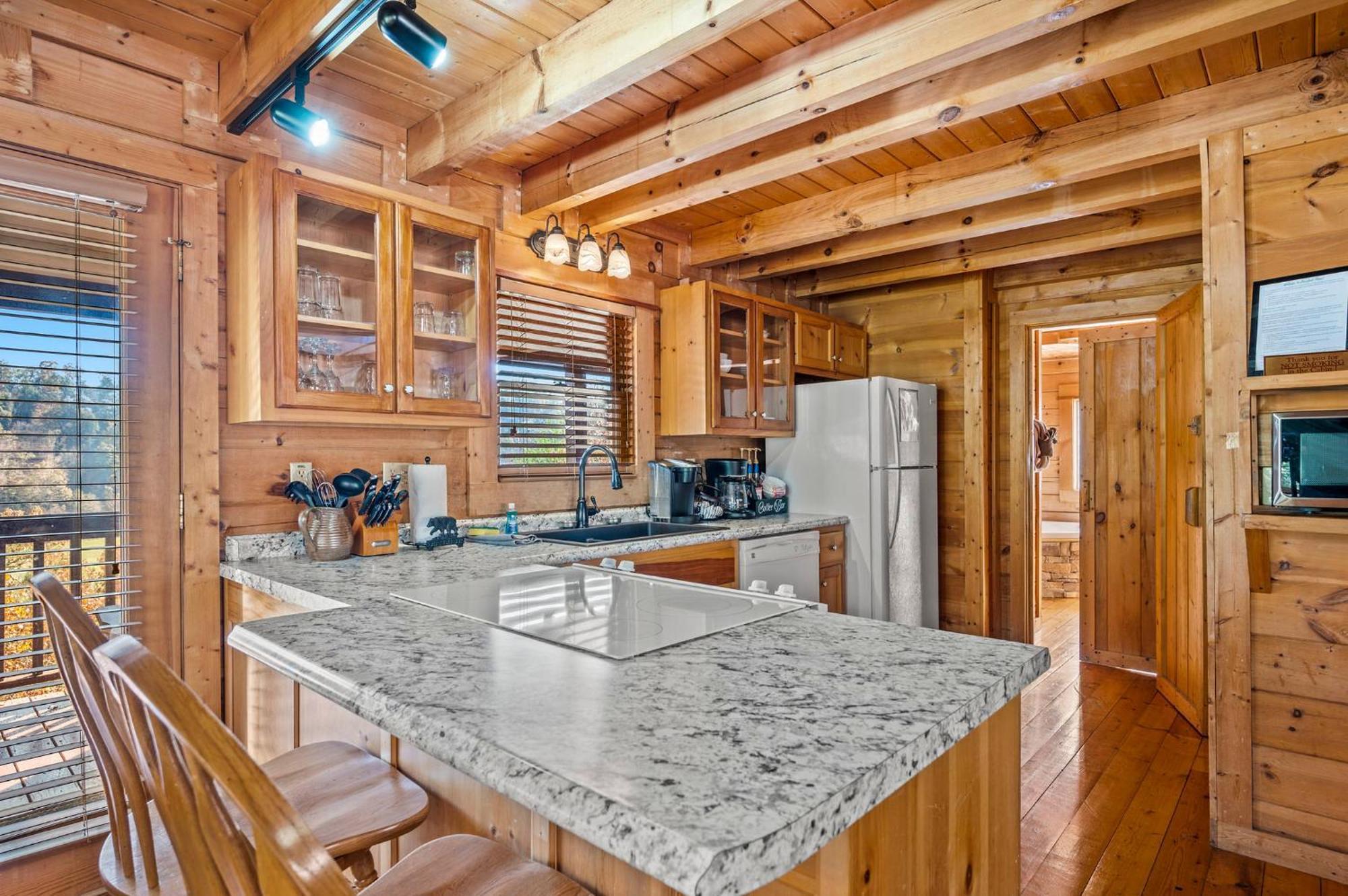 Bearfoot Pines - True Log Cabin - Wi-Fi, Hot Tub, Fishing, Deck With Views! - Mins To Pf 塞维尔维尔 外观 照片